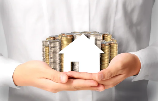 Avoiding agent fees? Cash buyers buy houses directly