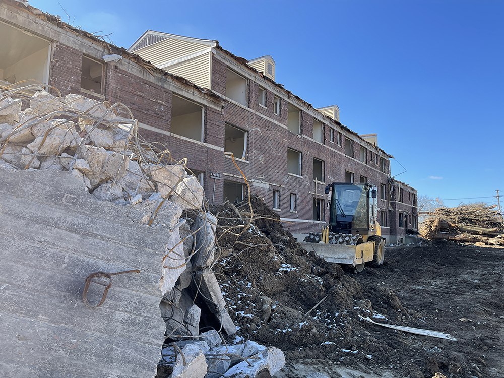 Drywall Demolition Techniques Ensure Smooth Transition to Modern Designs